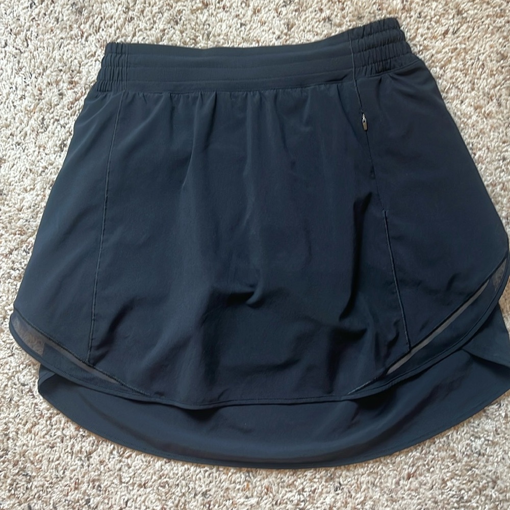 Lululemon black skort